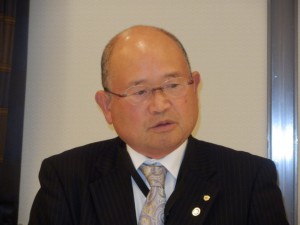 【温山会興梠安会長あいさつ】