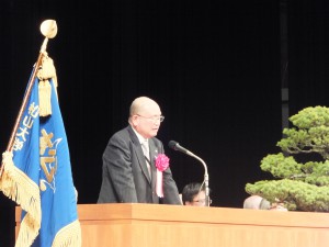 【興梠会長あいさつ：ただ今から温山会員です！】